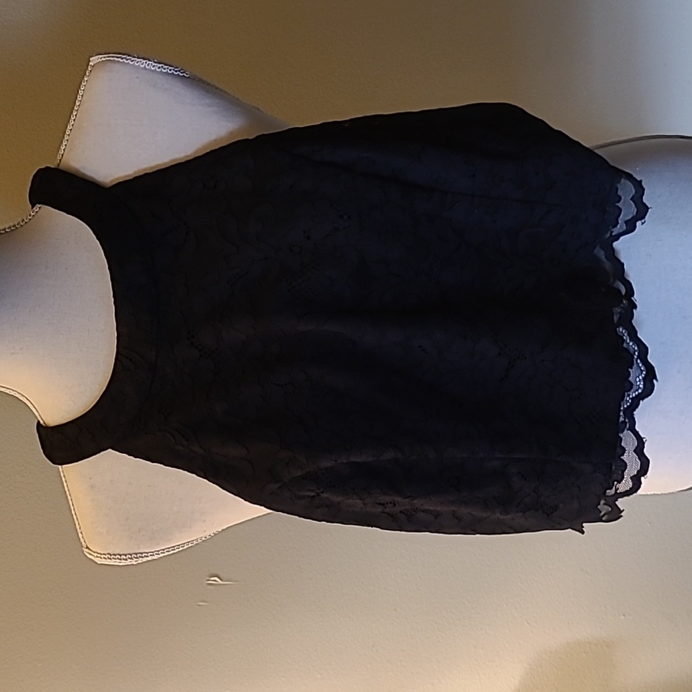 NWT Black Lace Halter Style Top - Picture 3 of 8
